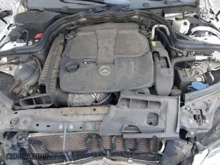 2013 Mercedes-Benz C-Class C 300 Sport with VIN WDDGF8AB4DR247086, listed as a IAAI auction lot 41815876 with 88,221 mi miles. Bid and sale history available at carsss.com. Image 10.