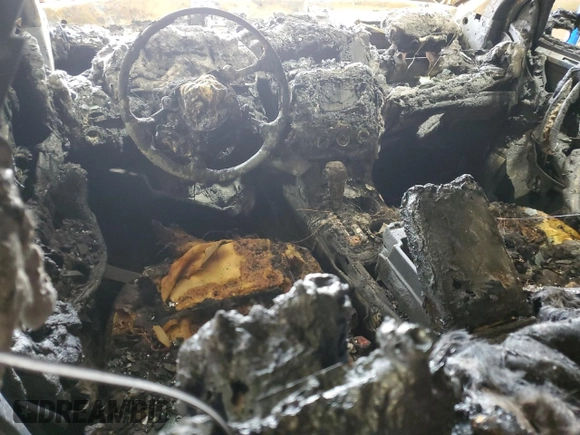 2014 GMC Acadia SLE с VIN 1GKKVNED8EJ207826, выставлен на аукционе Copart как лот 58990955 с пробегом Не указан миль и Списание • Salvage title. История ставок и продаж доступна на DreamBid. Изображение 8.