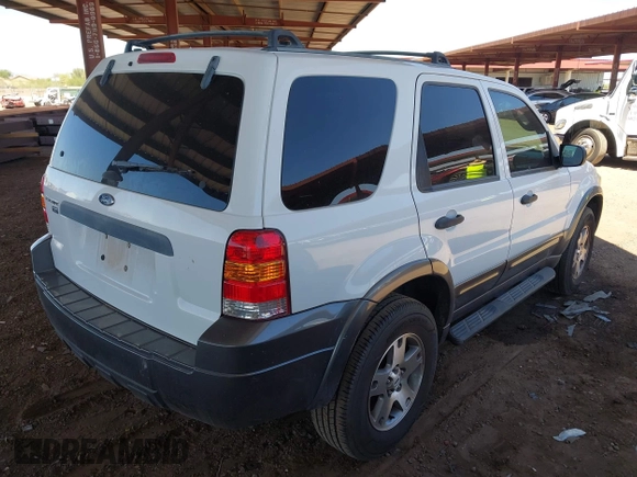 2005 Ford Escape XLT with VIN 1FMCU93145KB07103, listed as a IAAI auction lot 42571848 with 87,616 mi miles and . Bid and sale history available at DreamBid. Image 4.