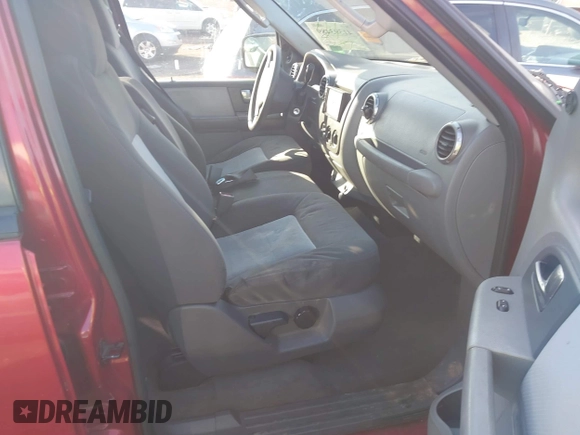 2004 Ford Expedition XLS with VIN 1FMRU13W24LA44972, listed as a IAAI auction lot 41393489 with 208,024 mi miles. Bid and sale history available at carsss.com. Image 5.