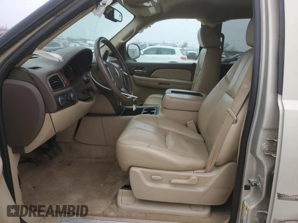 2007 GMC Yukon SLT with VIN 1GKFK13097R274362, listed as a Copart auction lot 44546475 with 224,044 mi miles and Salvage Title. Bid and sale history available at carsss.com. Image 7.