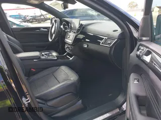 2019 Mercedes-Benz GLE 43 AMG with VIN 4JGED6EB6KA138562, listed as a IAAI auction lot 41808953 with 31,107 mi miles and . Bid and sale history available at DreamBid. Image 5.