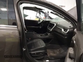 2020 GMC Acadia SLT with VIN 1GKKNULS8LZ154037, listed as a IAAI auction lot 42061743 with 54,657 mi miles and . Bid and sale history available at DreamBid. Image 5.