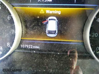 2016 Nissan Murano SL with VIN 5N1AZ2MH3GN105923, listed as a IAAI auction lot 40622962 with 107,922 mi miles. Bid and sale history available at carsss.com. Image 15.
