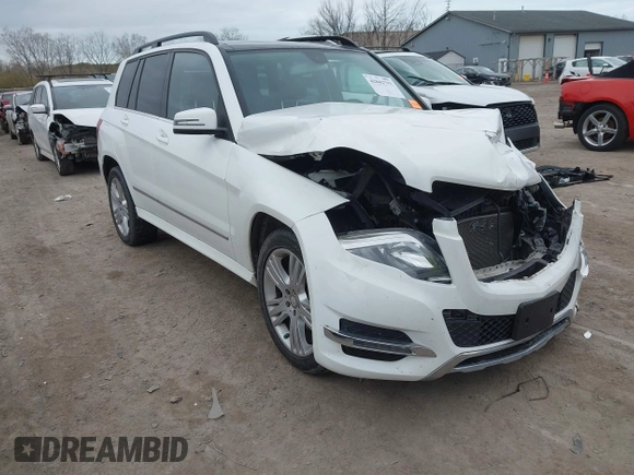 2015 Mercedes-Benz GLK with VIN WDCGG8JB8FG440969, listed as a IAAI auction lot 42042793 with 98,653 mi miles. Bid and sale history available at carsss.com. Image 1.