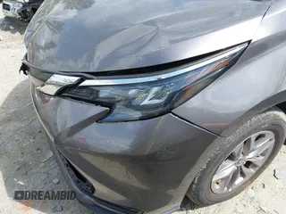2024 Toyota Sienna LE with VIN 5TDKRKEC5RS202419, listed as a IAAI auction lot 41876213 with 14,986 mi miles. Bid and sale history available at carsss.com. Image 18.