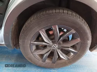 2024 Volkswagen Tiguan SE with VIN 3VV3B7AX8RM108454, listed as a IAAI auction lot 42793135 with 34,423 mi miles and . Bid and sale history available at DreamBid. Image 2.
