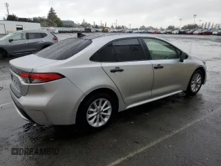 2020 Toyota Corolla LE with VIN JTDVPRAEXLJ074010, listed as a Copart auction lot 45148624 with 68,934 mi miles and Non Repairable. Bid and sale history available at carsss.com. Image 3.