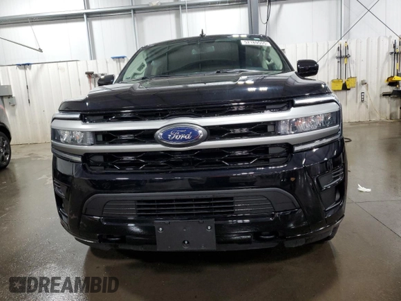 2024 Ford Expedition Max XLT z VIN 1FMJK1J87REA24817, wystawiony jako Copart lot #52189555 z przebiegiem 9 506 mil mil oraz Szkoda całkowita • Salvage title. Historia ofert i sprzedaży dostępna na DreamBid. Obrazek 5.