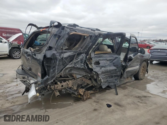 2005 GMC Yukon SLT z VIN 1GKEC13T45R134381, wystawiony jako Copart lot #45040165 z przebiegiem Nie podano mil oraz Szkoda całkowita • Salvage title. Historia ofert i sprzedaży dostępna na DreamBid. Obrazek 3.