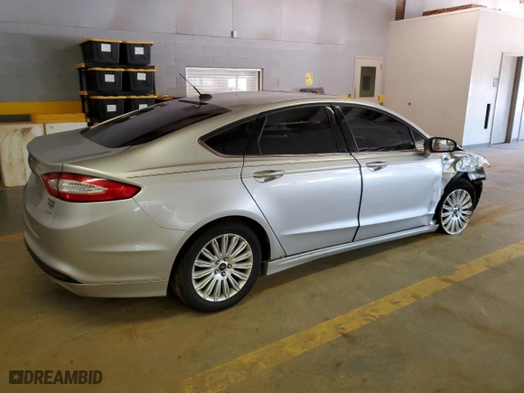 2015 Ford Fusion SE with VIN 3FA6P0H74FR145760, listed as a Copart auction lot 61405734 with 223,413 mi miles and Salvage Title. Bid and sale history available at carsss.com. Image 3.