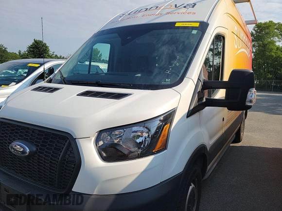 2023 Ford Transit Cargo with VIN 1FTBR1X83PKC09442, listed as a IAAI auction lot 42900649 with 4,332 mi miles and . Bid and sale history available at DreamBid. Image 3.