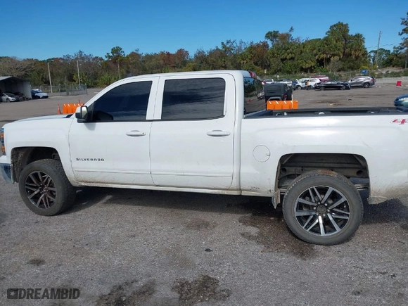 2015 Chevrolet Silverado 1500 LT with VIN 3GCUKREC9FG489408, listed as a IAAI auction lot 41269948 with NaN miles. Bid and sale history available at carsss.com. Image 14.