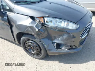 2018 Ford Fiesta SE with VIN 3FADP4BJ2JM101720, listed as a IAAI auction lot 42135936 with 122,061 mi miles. Bid and sale history available at carsss.com. Image 6.