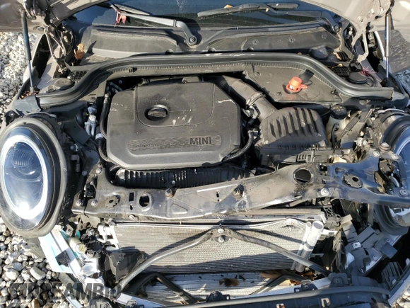 2024 MINI Convertible Cooper S with VIN WMW43DL02R3R80576, listed as a Copart auction lot 88498775 with 7,449 mi miles and Salvage title. Bid and sale history available at DreamBid. Image 11.