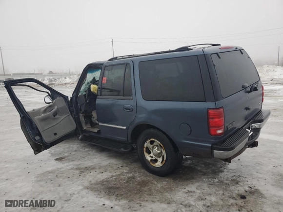 2000 Ford Expedition XLT with VIN 1FMPU16L5YLA81271, listed as a Copart auction lot 84614544 with 0 mi miles and Salvage Title. Bid and sale history available at carsss.com. Image 2.