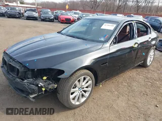2013 BMW 5 Series 528i xDrive with VIN WBAXH5C54DD107785, listed as a IAAI auction lot 41781348 with 80,086 mi miles. Bid and sale history available at carsss.com. Image 22.