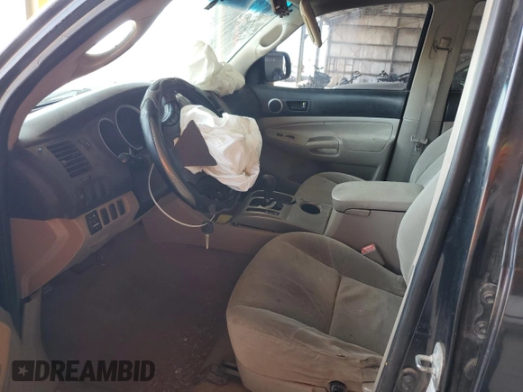 2006 Toyota Tacoma PreRunner z VIN 5TEJU62N56Z246796, wystawiony jako Copart lot #58404805 z przebiegiem Nie podano mil oraz Szkoda całkowita • Salvage title. Historia ofert i sprzedaży dostępna na DreamBid. Obrazek 7.