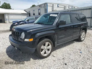 2016 Jeep Patriot Latitude with VIN 1C4NJPFA0GD647836, listed as a Copart auction lot 63003465 with 153,313 mi miles and Salvage title. Bid and sale history available at DreamBid. Image 1.