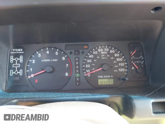 2000 Isuzu Trooper S with VIN JACDJ58X7Y7J06010, listed as a IAAI auction lot 42002763 with 165,285 mi miles and . Bid and sale history available at DreamBid. Image 7.