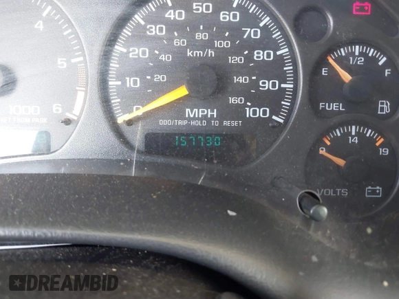 2000 Chevrolet Blazer LS z VIN 1GNCT18W1YK112722, wystawiony jako IAAI lot #41758275 z przebiegiem 157 730 mil mil oraz . Historia ofert i sprzedaży dostępna na DreamBid. Obrazek 7.
