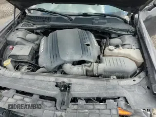 2019 Dodge Challenger R/T z VIN 2C3CDZBTXKH557028, wystawiony jako Copart lot #70786915 z przebiegiem 94 145 mil mil oraz Szkoda całkowita • Salvage title. Historia ofert i sprzedaży dostępna na DreamBid. Obrazek 13.