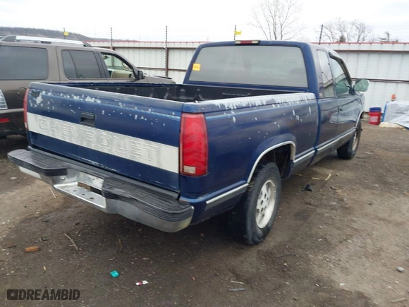 1994 Chevrolet C/K 1500 with VIN 1GCEC19K7RE108543, listed as a IAAI auction lot 41532011 with 196,824 mi miles. Bid and sale history available at carsss.com. Image 4.