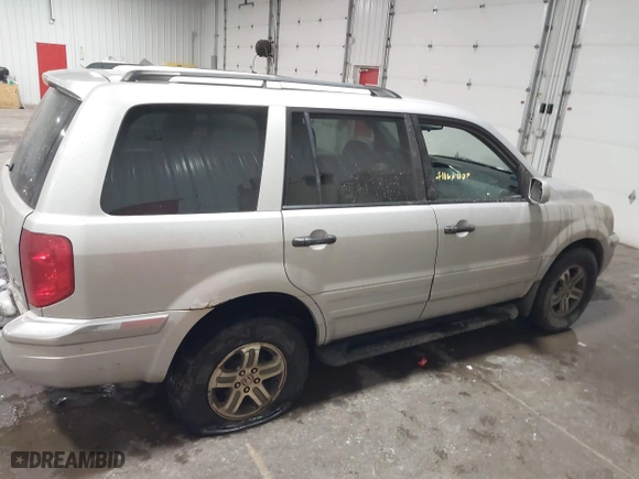 2004 Honda Pilot EX with VIN 2HKYF18654H515004, listed as a IAAI auction lot 41166007 with 0 mi miles. Bid and sale history available at carsss.com. Image 13.