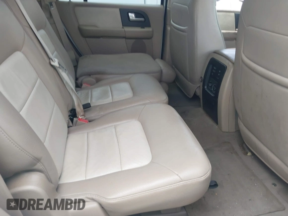 2004 Ford Expedition Eddie Bauer with VIN 1FMFU17L44LA19218, listed as a IAAI auction lot 42535133 with 205,603 mi miles and . Bid and sale history available at DreamBid. Image 8.
