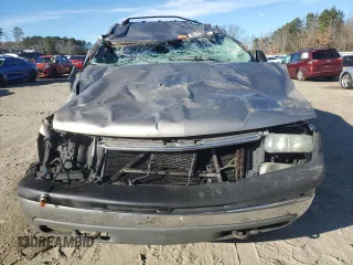 2002 Chevrolet Tahoe LS z VIN 1GNEC13Z62R242388, wystawiony jako Copart lot #86362454 z przebiegiem Nie podano mil oraz Nie do naprawy • Non repairable. Historia ofert i sprzedaży dostępna na DreamBid. Obrazek 5.