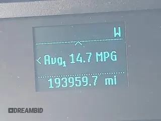 2017 Ford F-150 XL с VIN 1FTMF1C82HKD02039, выставлен на аукционе IAAI как лот 42101837 с пробегом 193 959 миль миль и . История ставок и продаж доступна на DreamBid. Изображение 15.