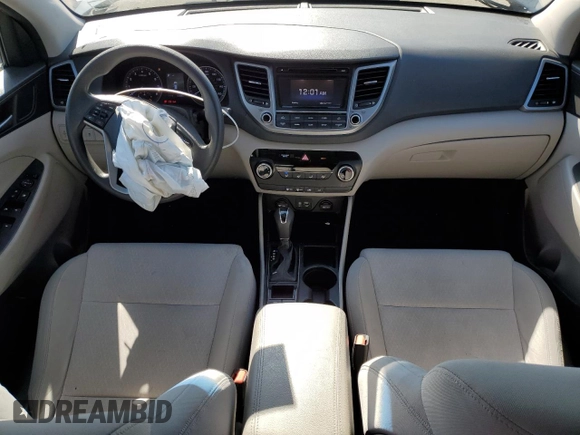 2017 Hyundai Tucson SE z VIN KM8J33A44HU376246, wystawiony jako Copart lot #52453345 z przebiegiem 97 306 mil mil oraz Szkoda całkowita • Salvage title. Historia ofert i sprzedaży dostępna na DreamBid. Obrazek 8.