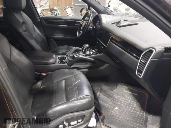 2020 Porsche Cayenne с VIN WP1AA2AYXLDA08247, выставлен на аукционе IAAI как лот 42055042 с пробегом 56 657 миль миль и . История ставок и продаж доступна на DreamBid. Изображение 5.