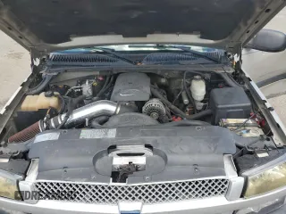 2004 Chevrolet Avalanche Z71 with VIN 3GNEK12TX4G158528, listed as a Copart auction lot 61128485 with 185,299 mi miles and Salvage title. Bid and sale history available at DreamBid. Image 11.