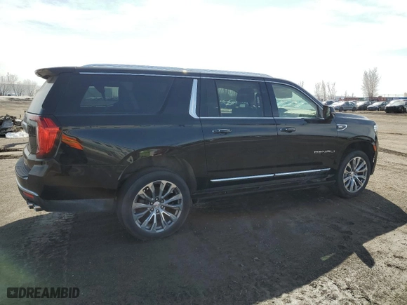 2021 GMC Yukon XL Denali with VIN 1GKS2JKL0MR361010, listed as a Copart auction lot 49706745 with 52,427 mi miles and Clean Title. Bid and sale history available at carsss.com. Image 3.