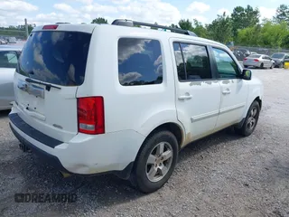 2011 Honda Pilot EX-L with VIN 5FNYF4H56BB037809, listed as a IAAI auction lot 42143553 with 230,873 mi miles. Bid and sale history available at carsss.com. Image 4.