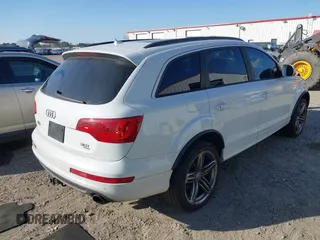 2015 Audi Q7 3.0T S line Prestige with VIN WA1DGAFEXFD016210, listed as a IAAI auction lot 41497668 with 142,709 mi miles. Bid and sale history available at carsss.com. Image 4.