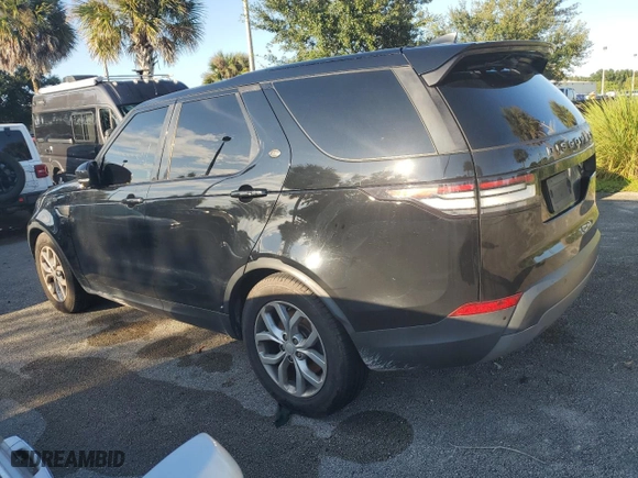 2017 Land Rover Discovery SE with VIN SALRGBBV1HA041811, listed as a Copart auction lot 73870814 with 0 mi miles and Salvage Title. Bid and sale history available at carsss.com. Image 2.