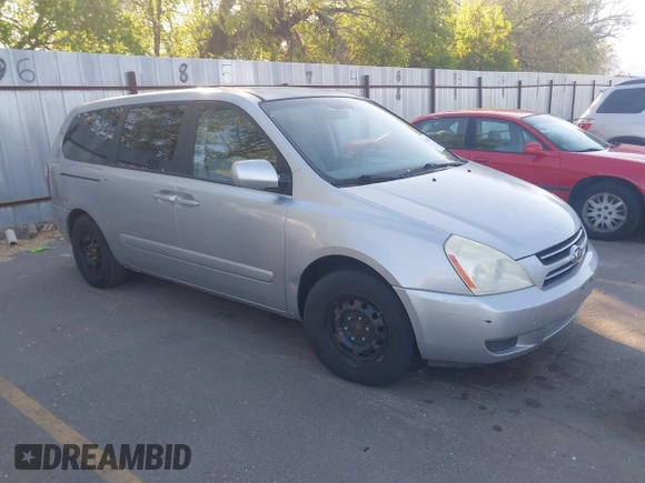 2006 Kia Sedona LX with VIN KNDMB233366032380, listed as a IAAI auction lot 42196919 with 132,336 mi miles. Bid and sale history available at carsss.com. Image 1.
