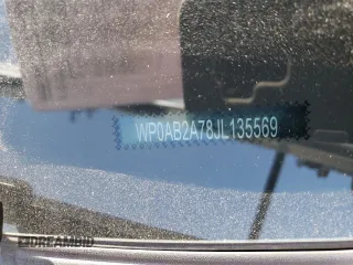 2018 Porsche Panamera 4S z VIN WP0AB2A78JL135569, wystawiony jako Copart lot #71446384 z przebiegiem Nie podano mil oraz Czysty tytuł • Clean title. Historia ofert i sprzedaży dostępna na DreamBid. Obrazek 12.
