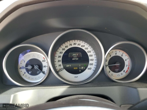 2014 Mercedes-Benz E-Class E 350 with VIN WDDKK5KF3EF247251, listed as a Copart auction lot 50289235 with 68,765 mi miles and Clean Title. Bid and sale history available at carsss.com. Image 9.