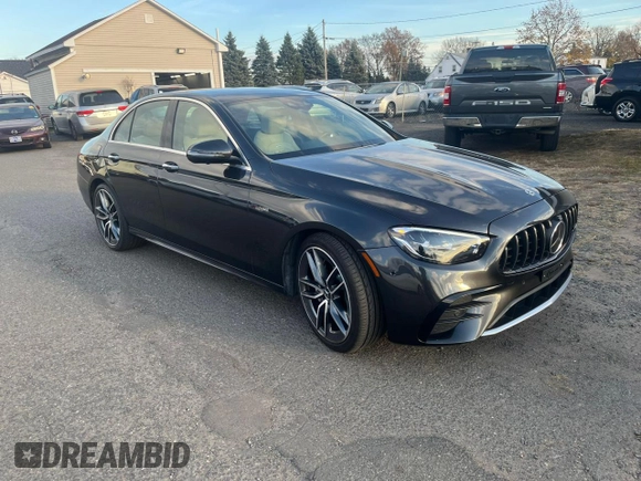 2021 Mercedes-Benz E-Class AMG E 53 with VIN W1KZF6BB0MA923835, listed as a Copart auction lot 80058874 with 33,195 mi miles and Clean Title. Bid and sale history available at carsss.com. Image 4.