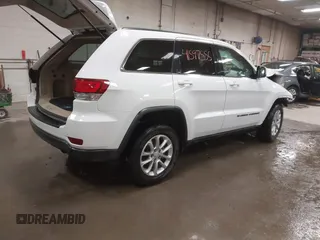 2022 Jeep Grand Cherokee WK Laredo E with VIN 1C4RJFAG7NC175466, listed as a IAAI auction lot 41597555 with 47,879 mi miles. Bid and sale history available at carsss.com. Image 4.
