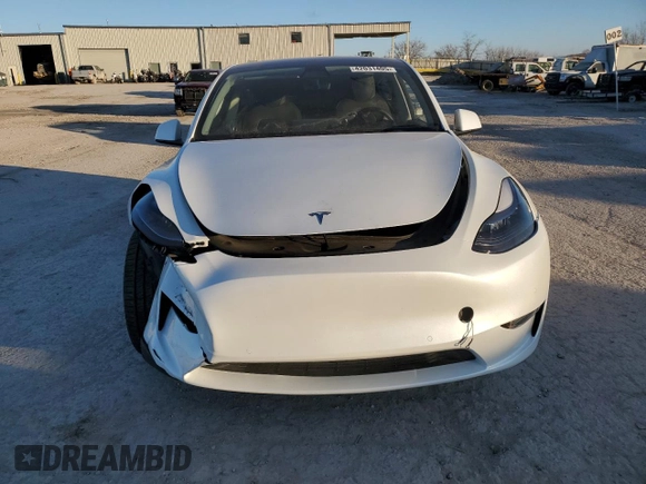 2022 Tesla Model Y Performance with VIN 7SAYGDEF8NF494770, listed as a Copart auction lot 42031405 with 28,724 mi miles and Salvage Title. Bid and sale history available at DreamBid. Image 5.