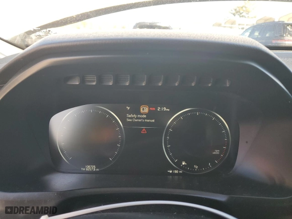 2017 Volvo XC90 Momentum with VIN YV4A22PK9H1132937, listed as a Copart auction lot 45510435 with NaN miles and Salvage Title. Bid and sale history available at carsss.com. Image 9.