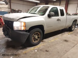 2011 Chevrolet Silverado 1500 Work Truck with VIN 1GCRKPE09BZ234204, listed as a IAAI auction lot 41598748 with 193,483 mi miles. Bid and sale history available at carsss.com. Image 18.