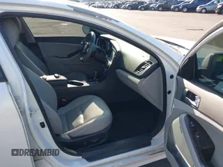 2014 Kia Optima EX with VIN 5XXGN4A73EG314797, listed as a IAAI auction lot 42136952 with 71,310 mi miles and . Bid and sale history available at carsss.com. Image 5.