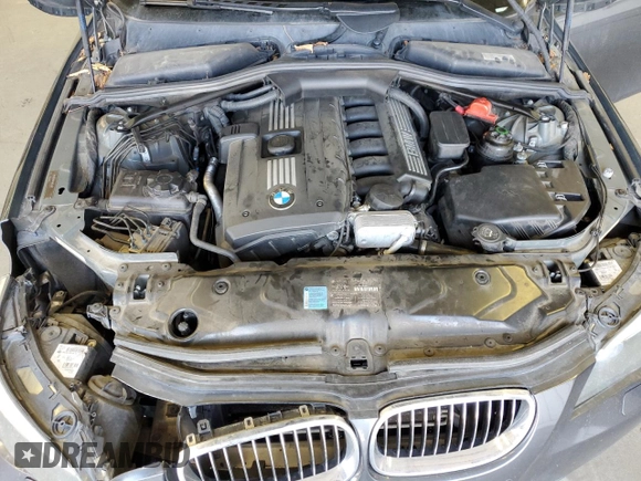 2010 BMW 5 Series 528i xDrive with VIN WBANV1C54AC388240, listed as a Copart auction lot 47999885 with 151,535 mi miles and Salvage Title. Bid and sale history available at carsss.com. Image 11.