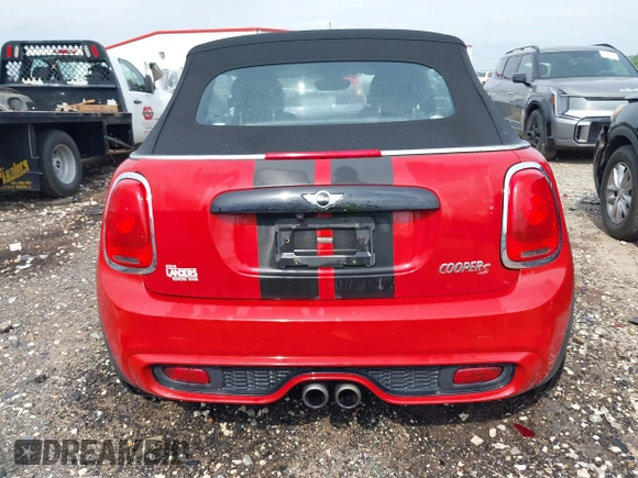 2017 MINI Convertible Cooper S с VIN WMWWG9C34H3C80967, выставлен на аукционе IAAI как лот 42116110 с пробегом 42 878 миль миль и . История ставок и продаж доступна на DreamBid. Изображение 17.