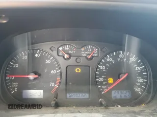 2003 Volkswagen EuroVan с VIN WV2KB470X3H028721, выставлен на аукционе Copart как лот 57531425 с пробегом 233 629 миль миль и Чистый • Clean title. История ставок и продаж доступна на DreamBid. Изображение 9.